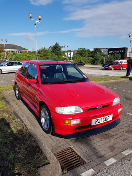 ford escort rs cosworth