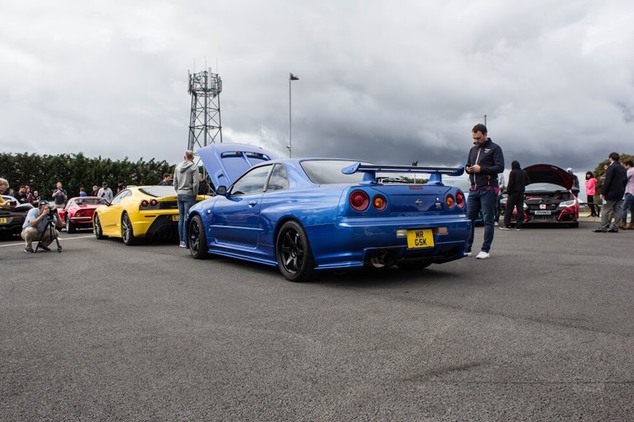 nissan skyline