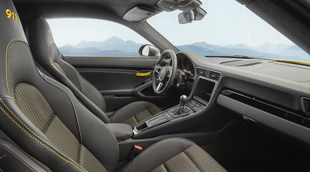 porsche 911 carrera interior