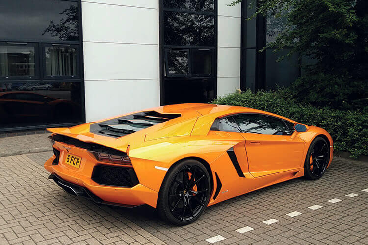 lamborghini aventador