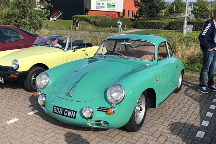 antique car at car cafe nottingham