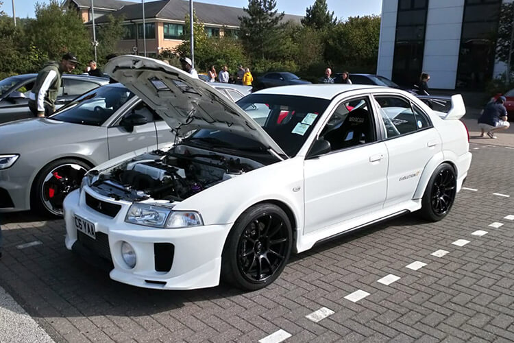 mitsubishi evo 5