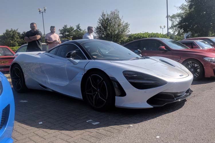 mclaren 720s