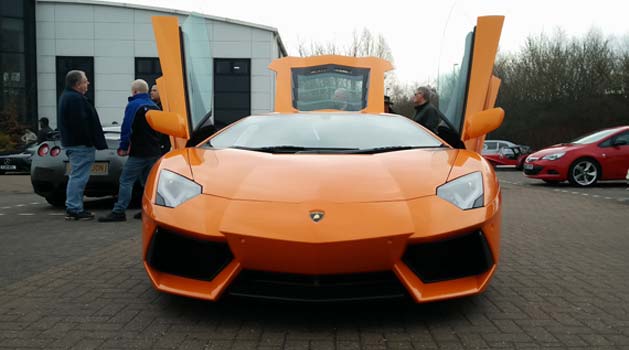 lamborghini aventador