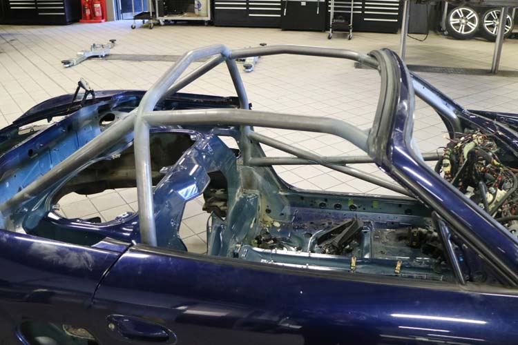 Porsche Centre Nottingham Boxster Rollcage