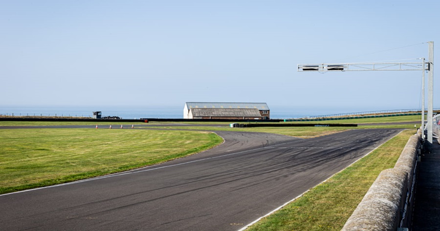 Anglesey Trac Mon Race Grid
