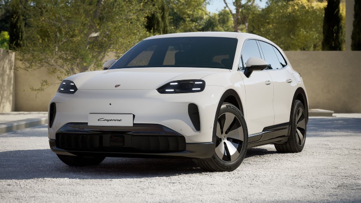 Porsche Cayenne Electric Cayenne trim white