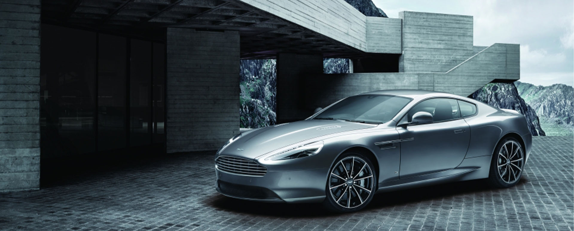 Aston Martin DB9 Bond Edition