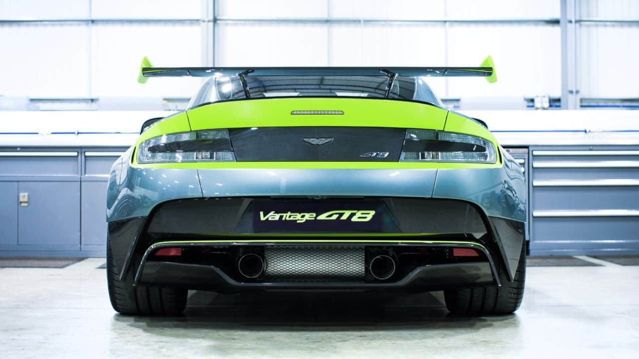 Aston Martin Vantage GT8