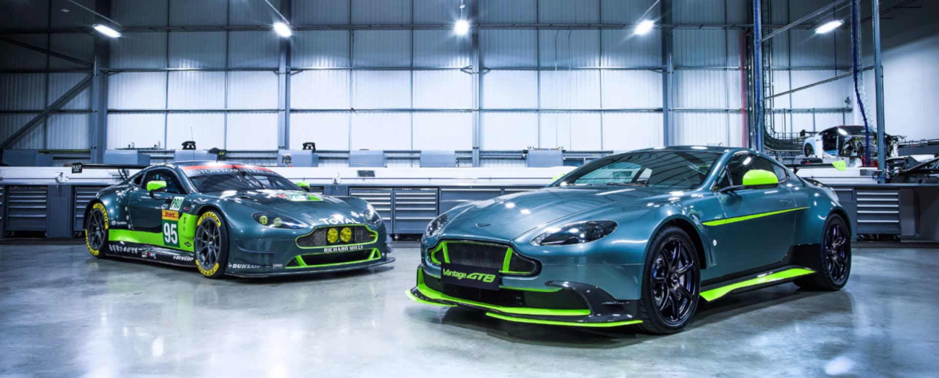 Aston Martin Vantage GT8