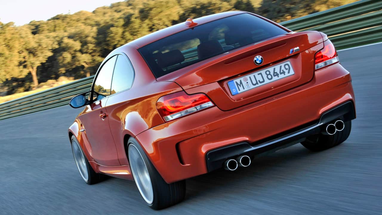 BMW 1M Rear Driving