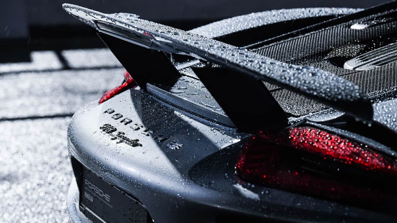 Porsche 918 Spyder rear wing