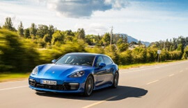 Blue Porsche Panamera Sport Turismo.